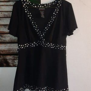 Cute Black and White dots shirt